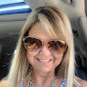 Meet your Posher, Leigh ann